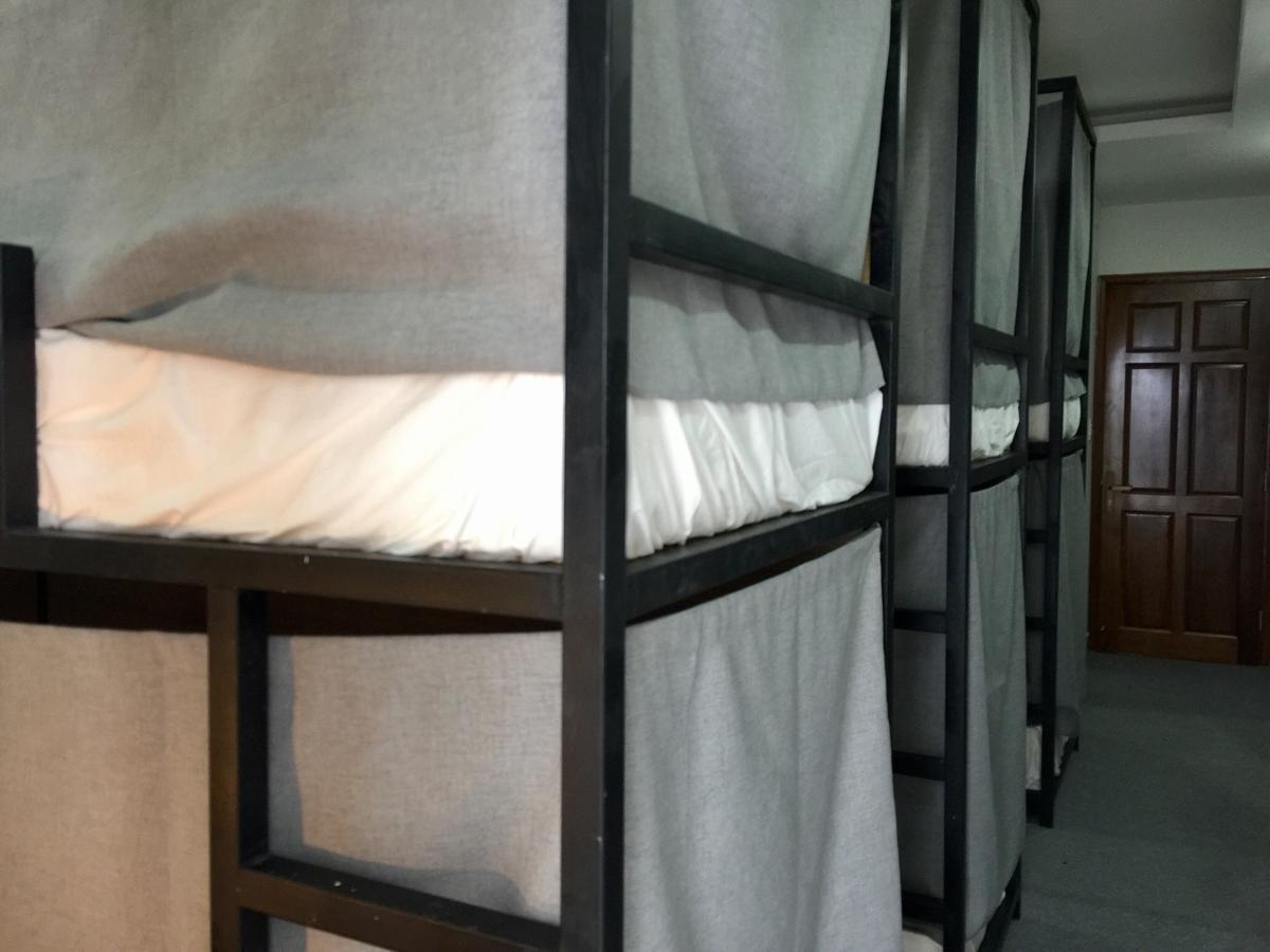 Condodo Homestay Ben Van Don ホーチミン市 エクステリア 写真