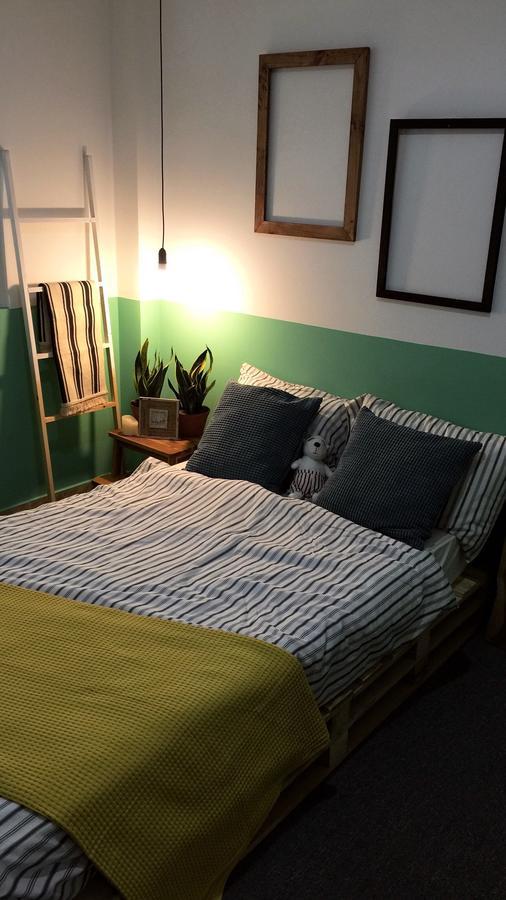 Condodo Homestay Ben Van Don ホーチミン市 エクステリア 写真